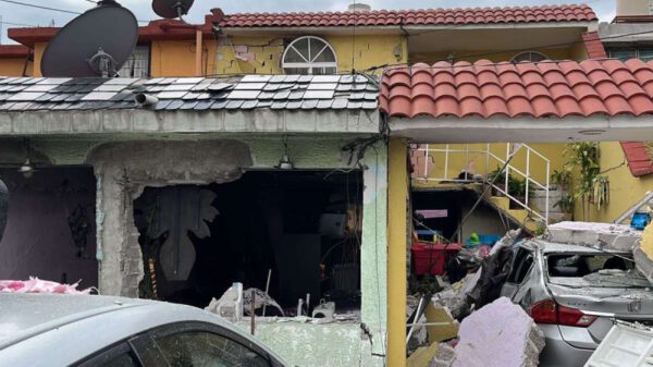 Explota casa en Aragón, EDOMEX