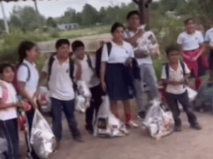 Video viral: Niñas y niños agradecen regalos a “los Chapitos”