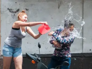 Llamado a no malgastar agua en Sábado de Gloria