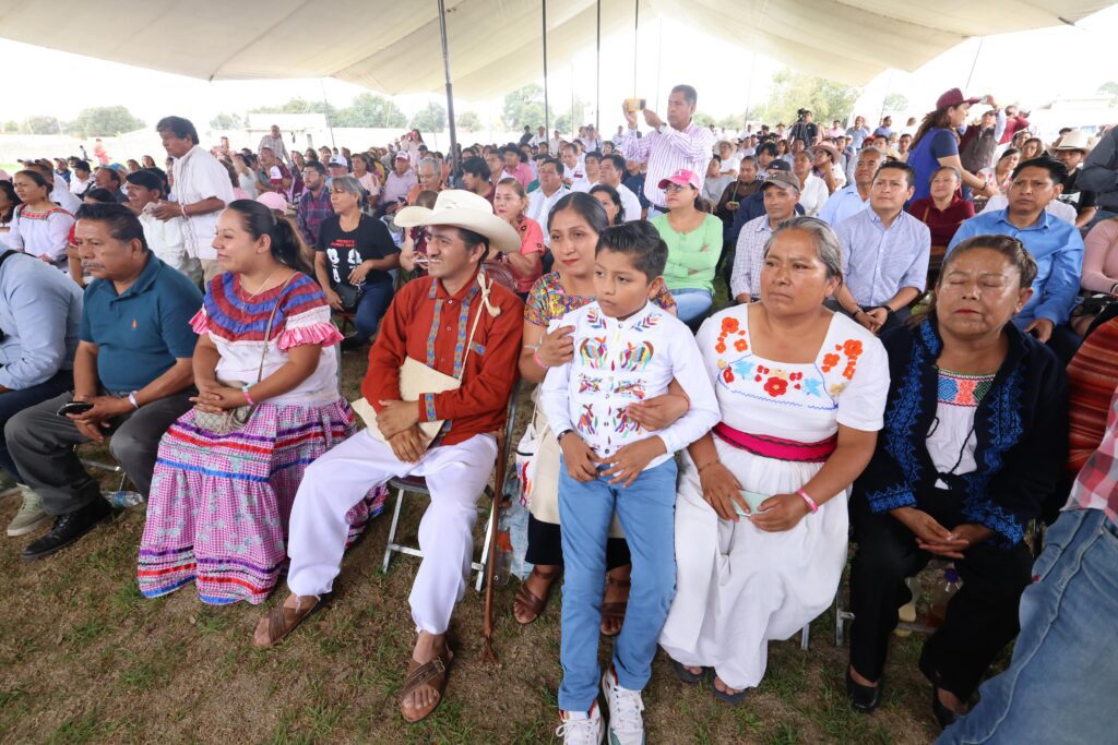 Sin demagogia, el gobierno de transición atiende a los pueblos originarios: Armenta