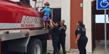 Menor de 4 años es rescatado por GEAVIG y bomberos de Solidaridad