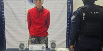 Policías de Solidaridad detiene a hombre con droga