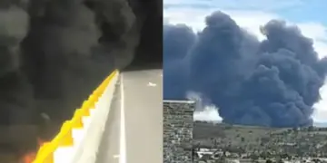 Incendio cerca de la autopista Atlixco – Puebla, provoca evacuación de la zona