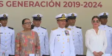 166 guardiamarinas concluyen su formación en la Heroica Escuela Naval Militar