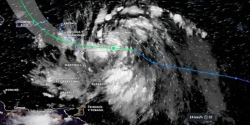 Tormenta tropical 'Ernesto' se forma en el Atlántico