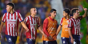 Chivas cambia alineación para enfrentar a Juárez