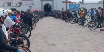 Ciclistas exigen justicia por compañero atropellado en carretera de Hidalgo