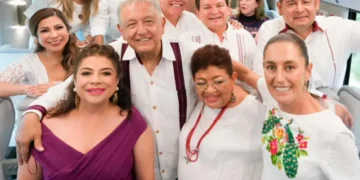 AMLO y Sheinbaum inauguran el tren P’atal