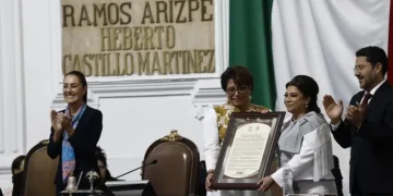 Claudia Sheinbaum estuvo presente en la toma de protesta de Clara Brugada