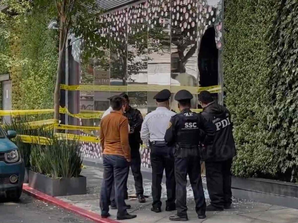 Explosión en Galerías Insurgentes deja un fallecido y dos heridos