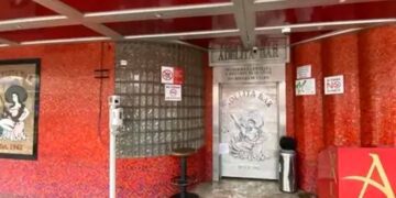 Juez ordena devolver el Bar Adelita al crimen organizado en Tijuana