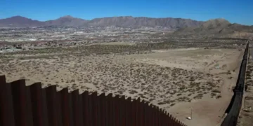 EU expandirá el muro fronterizo con México, afirma Kristi Noem